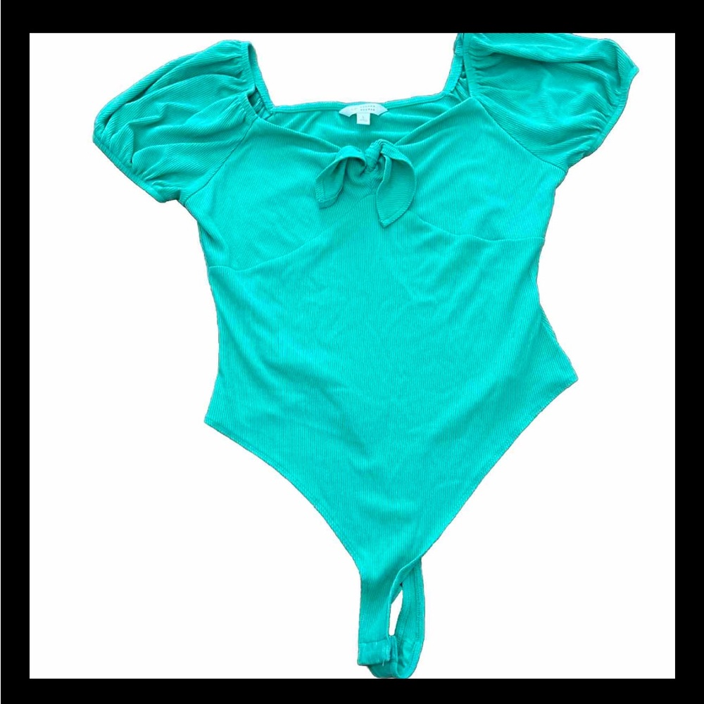 Women's LC Lauren Conrad Puff Sleeve Ribbed Knot Front Bodysuit mint green large